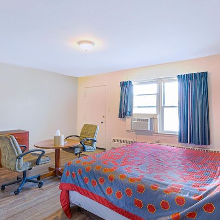 Manor Motel By Oyo Near Oak Brook Chicago Westchester Хиллсайд Экстерьер фото