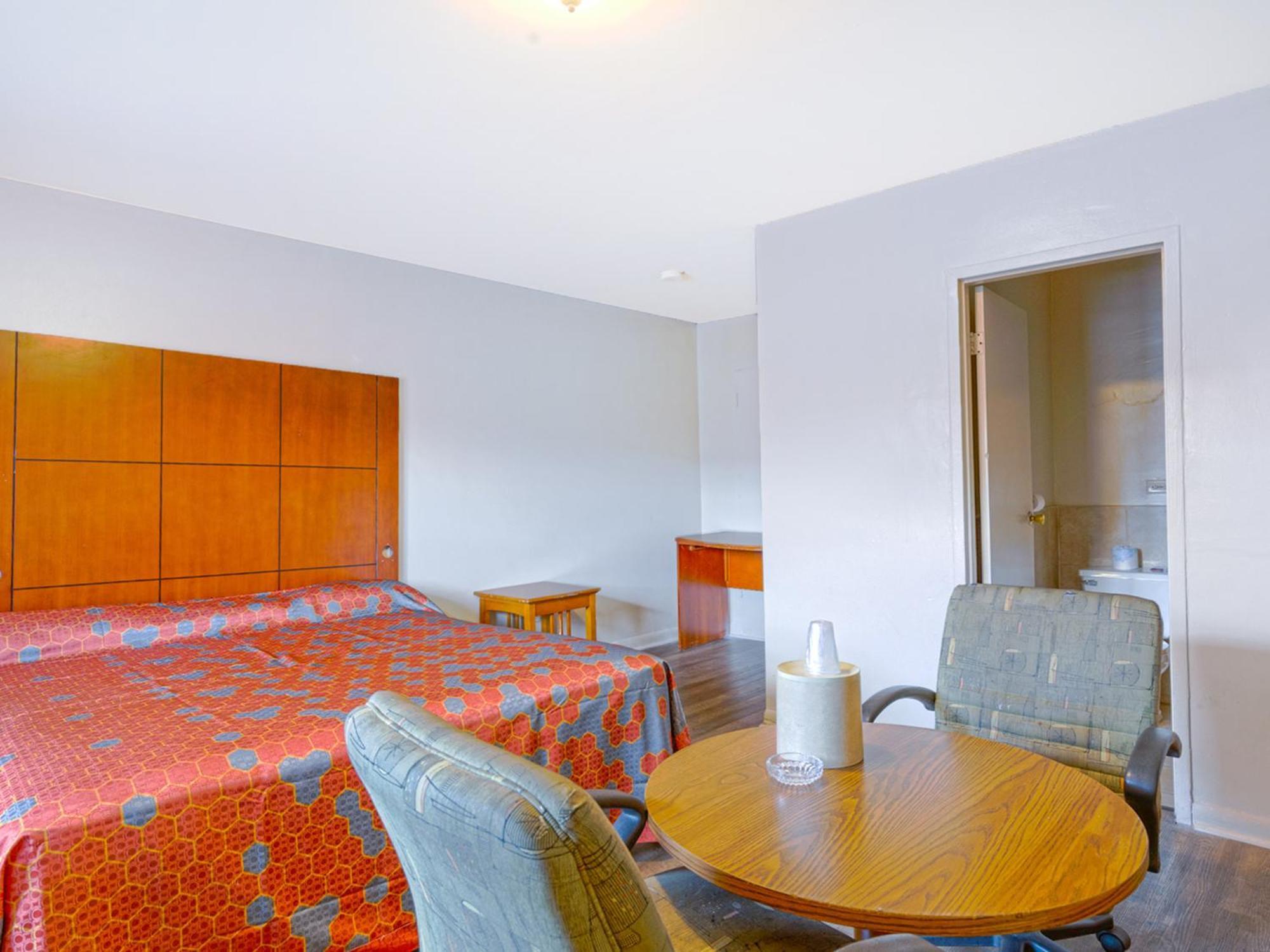 Manor Motel By Oyo Near Oak Brook Chicago Westchester Хиллсайд Экстерьер фото