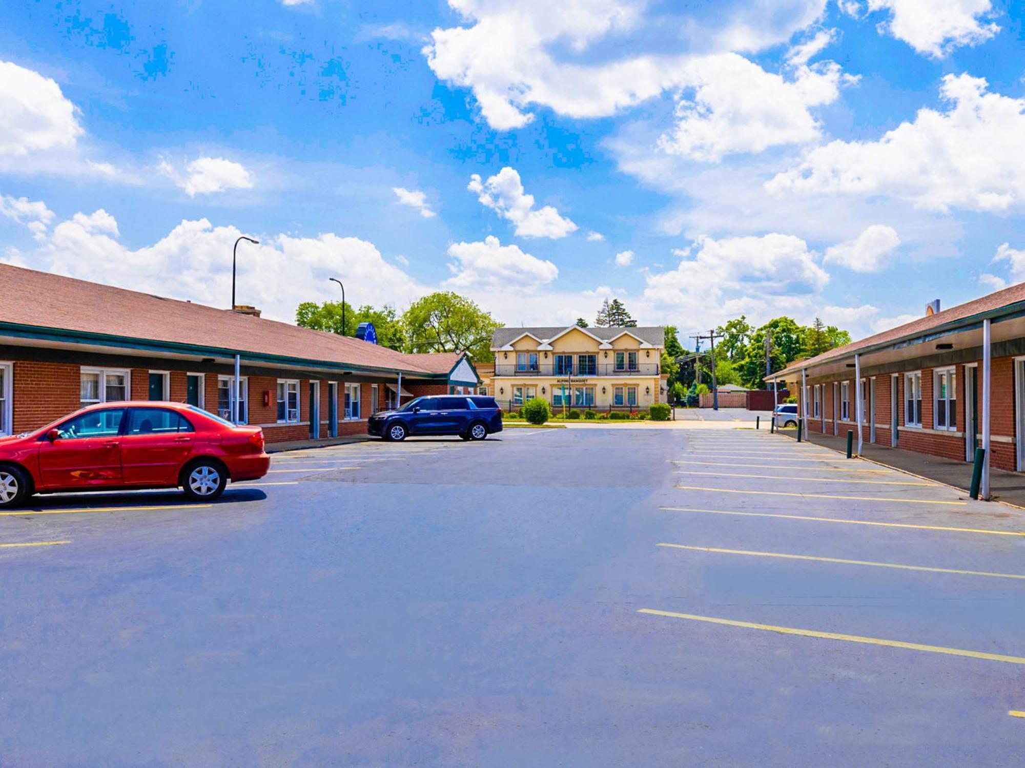 Manor Motel By Oyo Near Oak Brook Chicago Westchester Хиллсайд Экстерьер фото